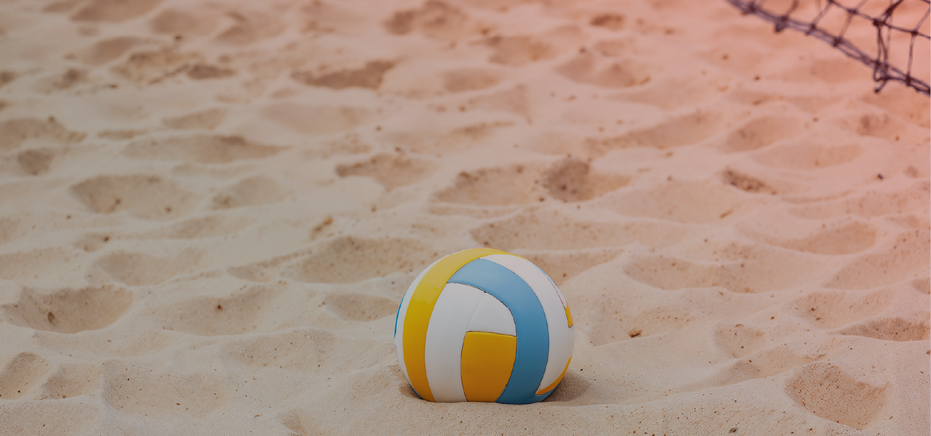 quadra de areia para beach tennis, futebol, futevolei em ilha comprida